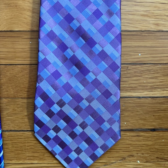 LOT OF 2 PURPLE SILK TIES - Picture 3 of 8